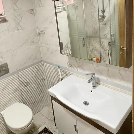 Trump Tower - Cevahir Shopping Center - Sisli Metro Iki Yatak Odali Klimali Tuem Daire Lejlighed