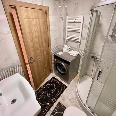 Trump Tower - Cevahir Shopping Center - Sisli Metro Iki Yatak Odali Klimali Tuem Daire Appartement Istanboel